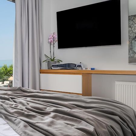 Sunrise Rent Rooms アモウディ エクステリア 写真