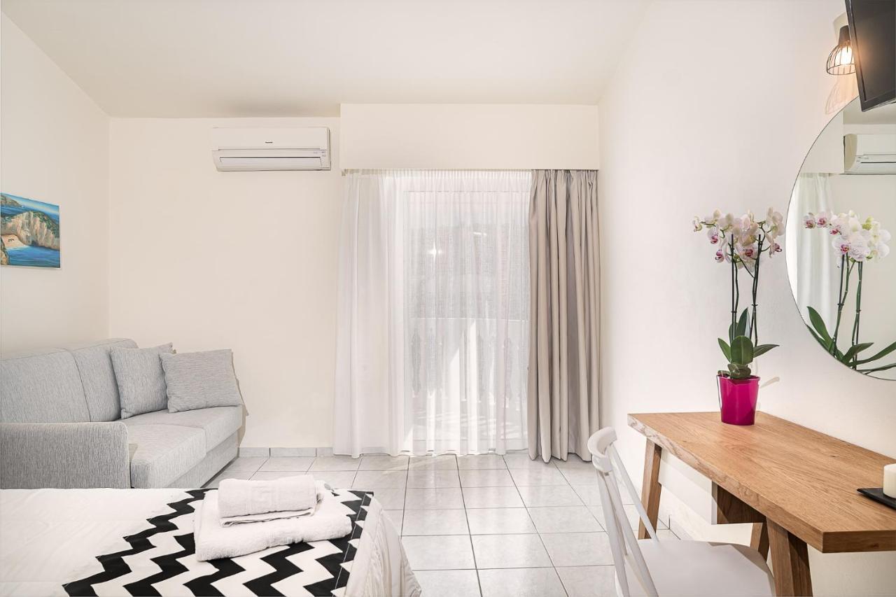 Sunrise Rent Rooms アモウディ エクステリア 写真