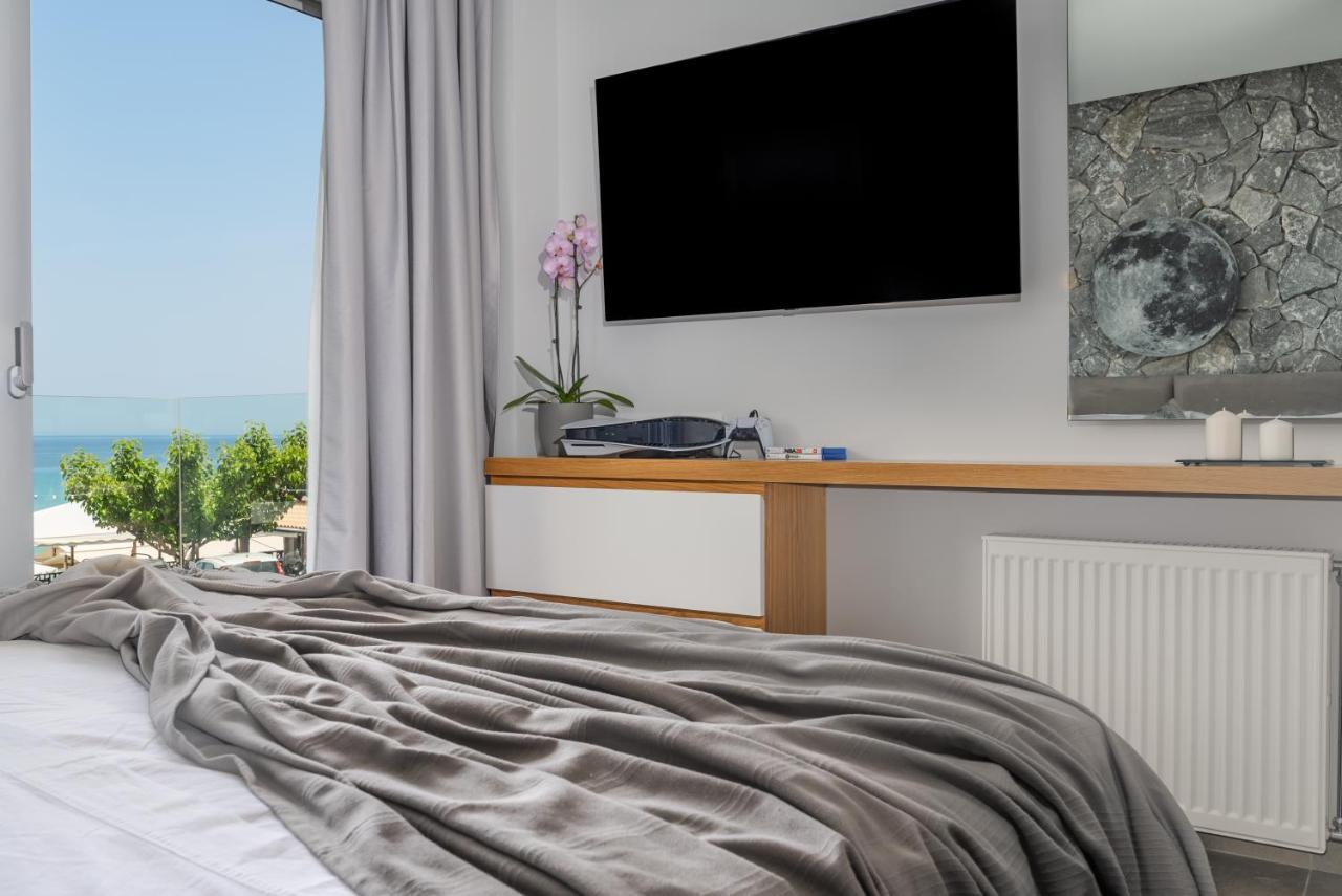Sunrise Rent Rooms アモウディ エクステリア 写真